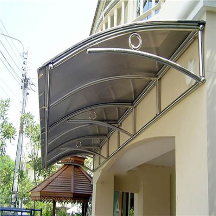 maivom-6- Mái Po ly